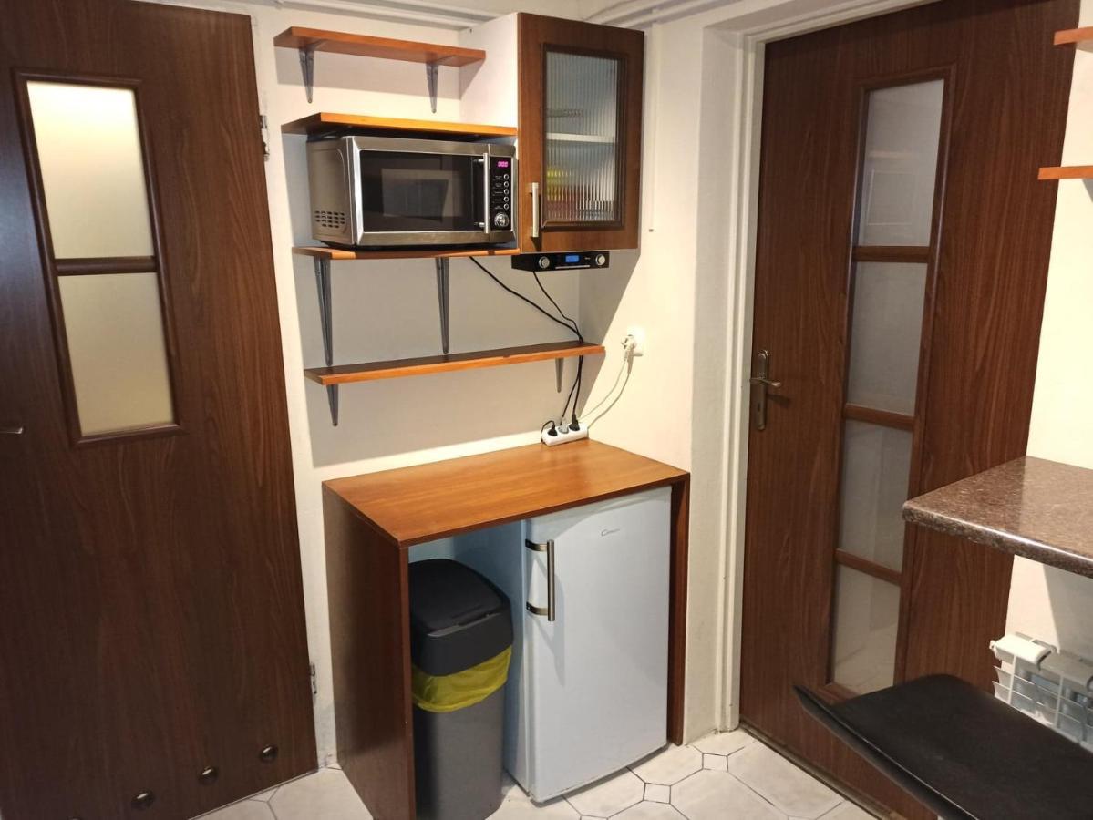 Hostel Komfort Borek คราคูฟ ภายนอก รูปภาพ